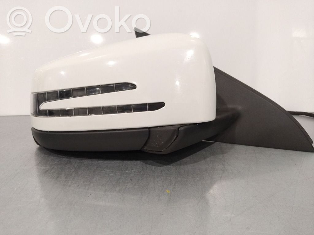 Mercedes-Benz A W176 Oglindă electrică ușă față 