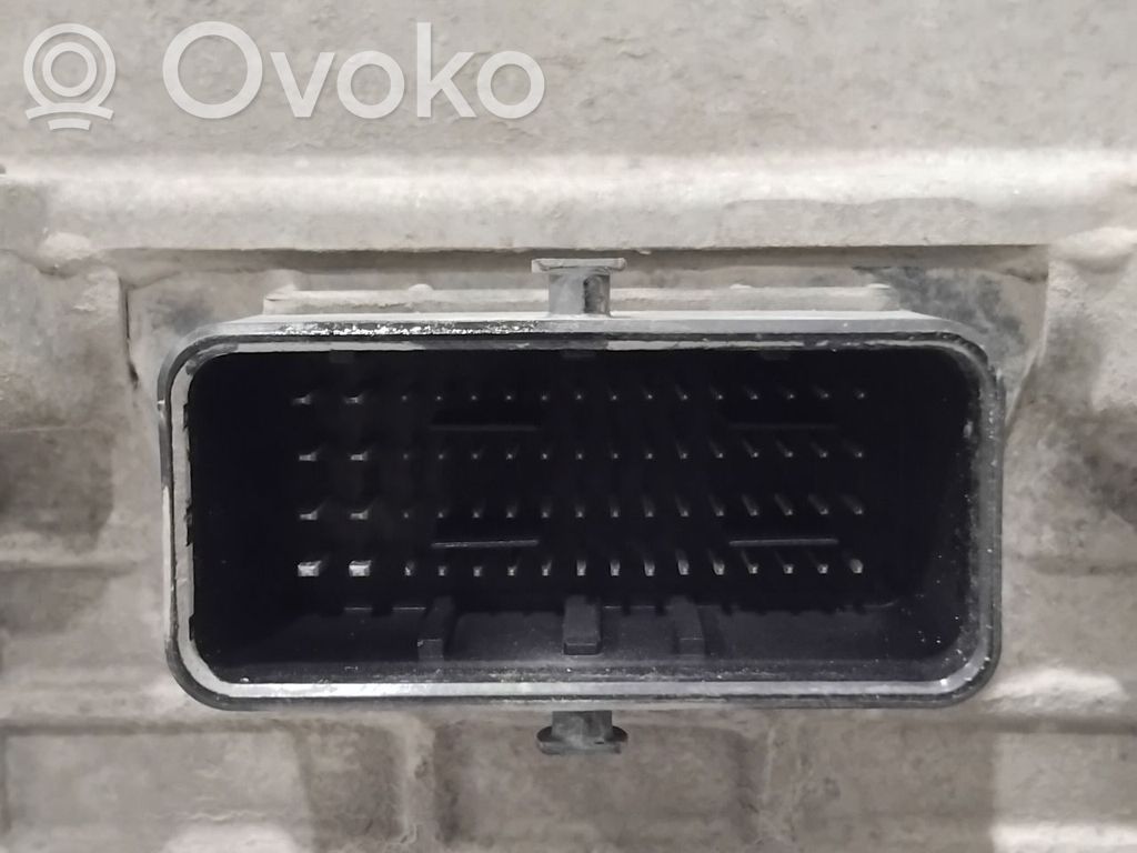 Inversor/convertidor de voltaje   366010E271,366010E271,366010E271,366010E271,E0SEKELMS2D000
