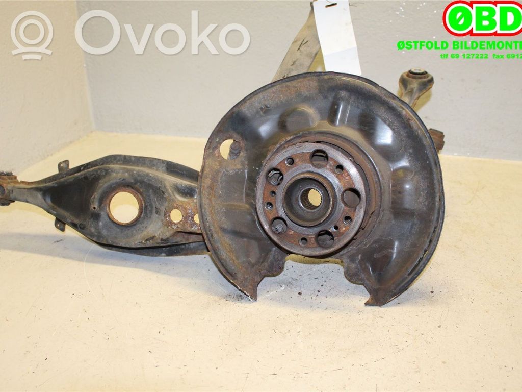 Mercedes-Benz SLK AMG R171 Fuso a snodo con mozzo ruota posteriore