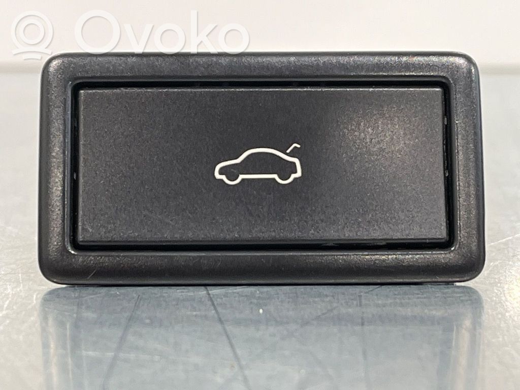 Skoda Octavia Mk3 (5E) Interruptor para abrir la puerta trasera 