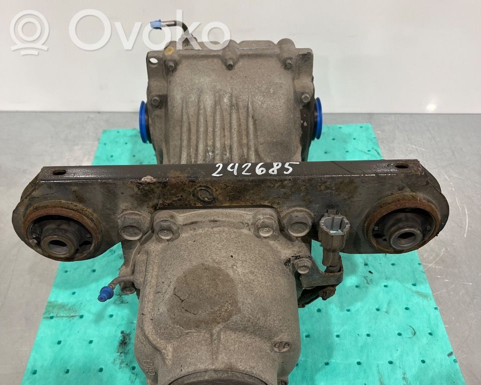 Nissan Qashqai Grinda punții spate 