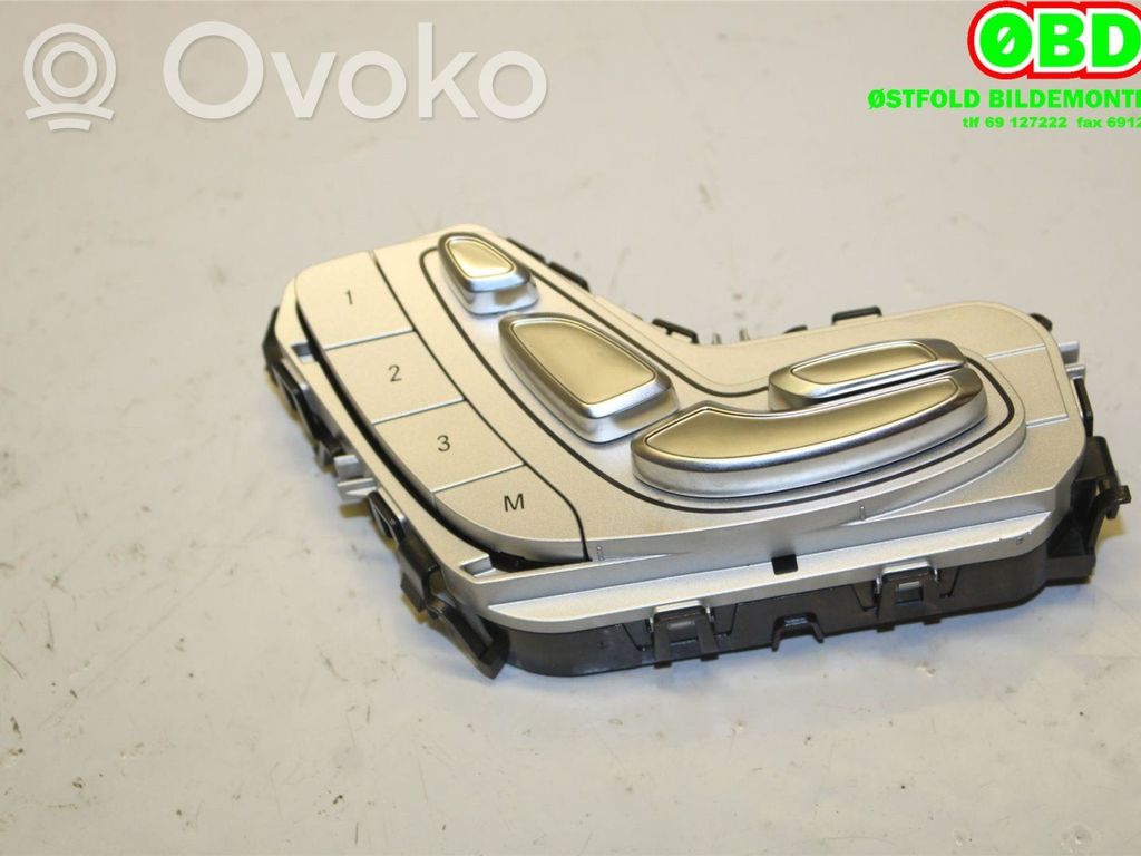 Mercedes-Benz C W205 Otros interruptores/perillas/selectores 