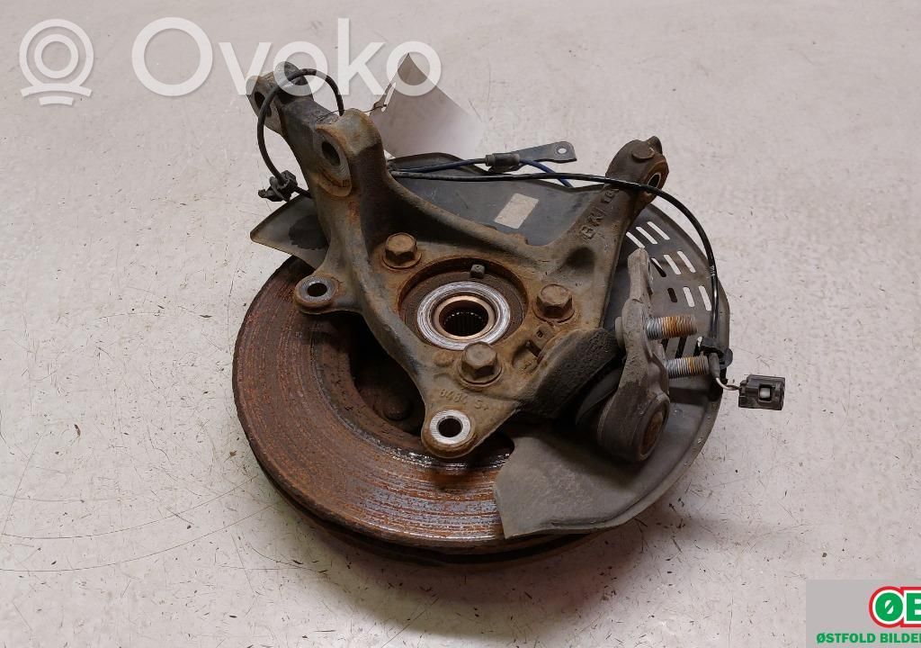 Toyota C-HR I Fuso a snodo con mozzo ruota anteriore
