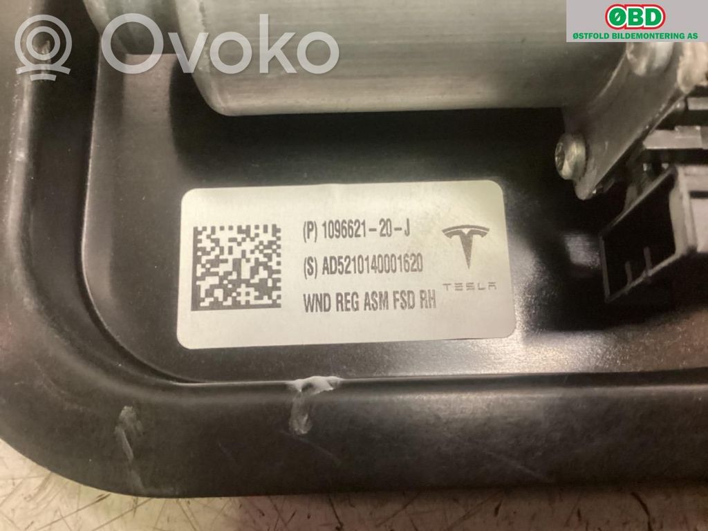 Tesla Model 3 Front door electric window regulator 