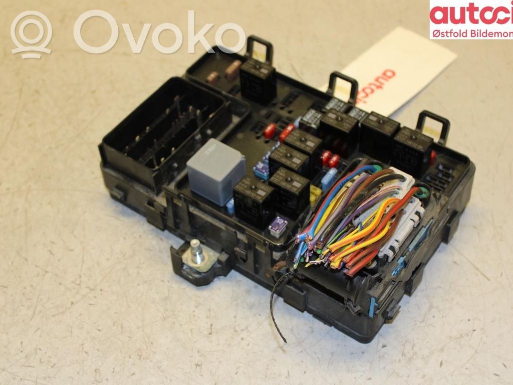 Ford S-MAX Fuse box set 
