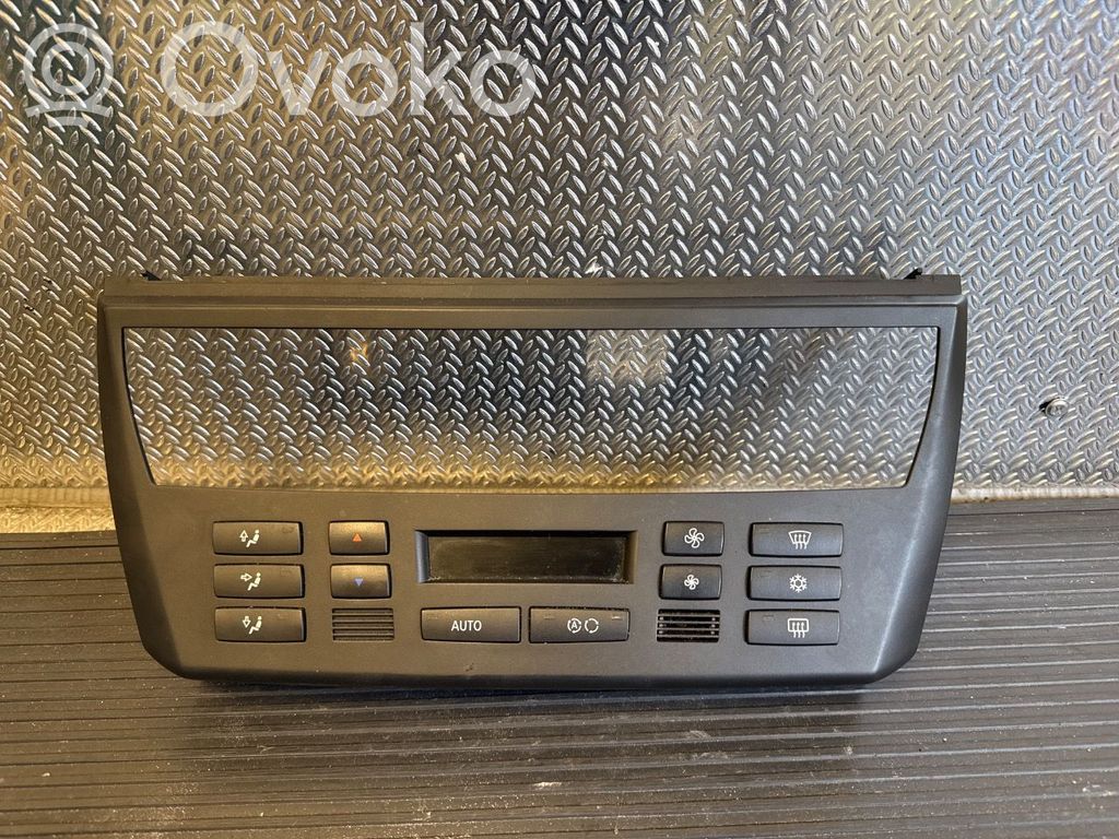 Console centrale, commande chauffage/clim   64113443981,64113443981