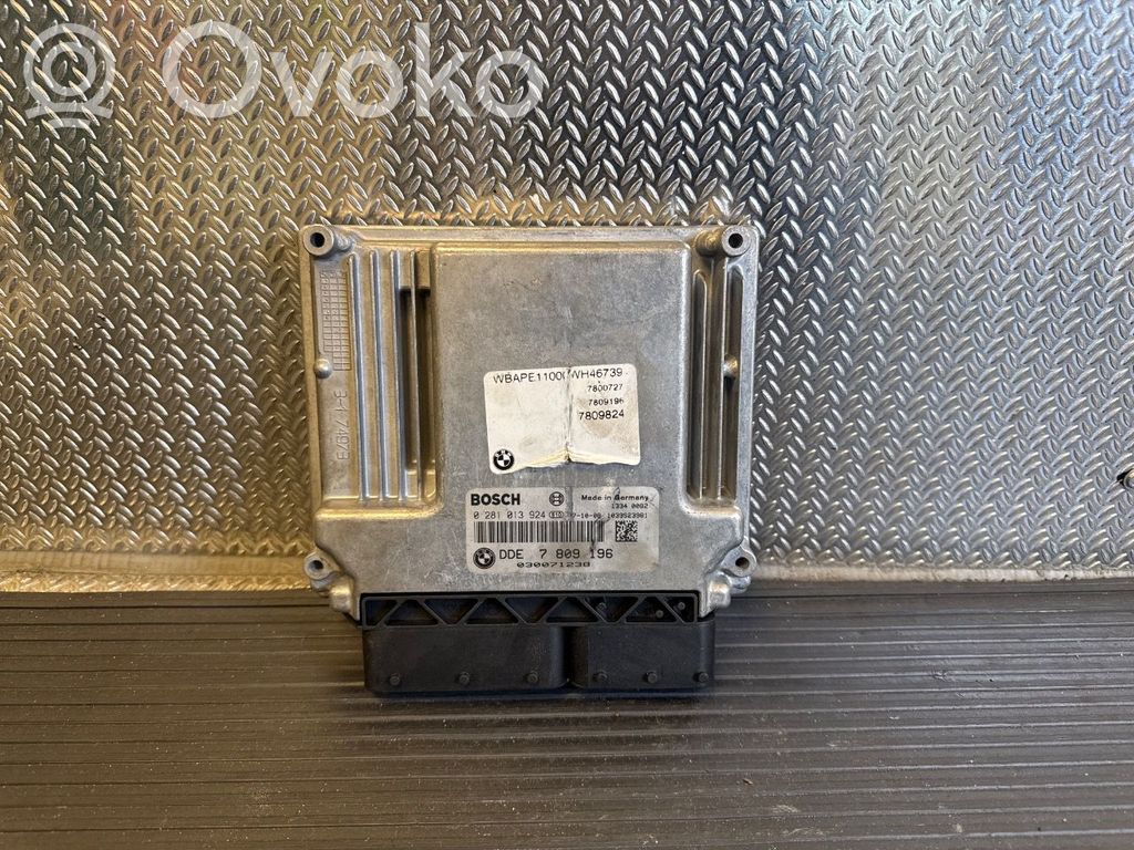 BMW X3 E83 Engine control unit/module ECU 