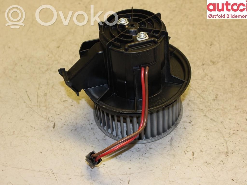 Mercedes-Benz C W204 Ventola riscaldamento/ventilatore abitacolo 
