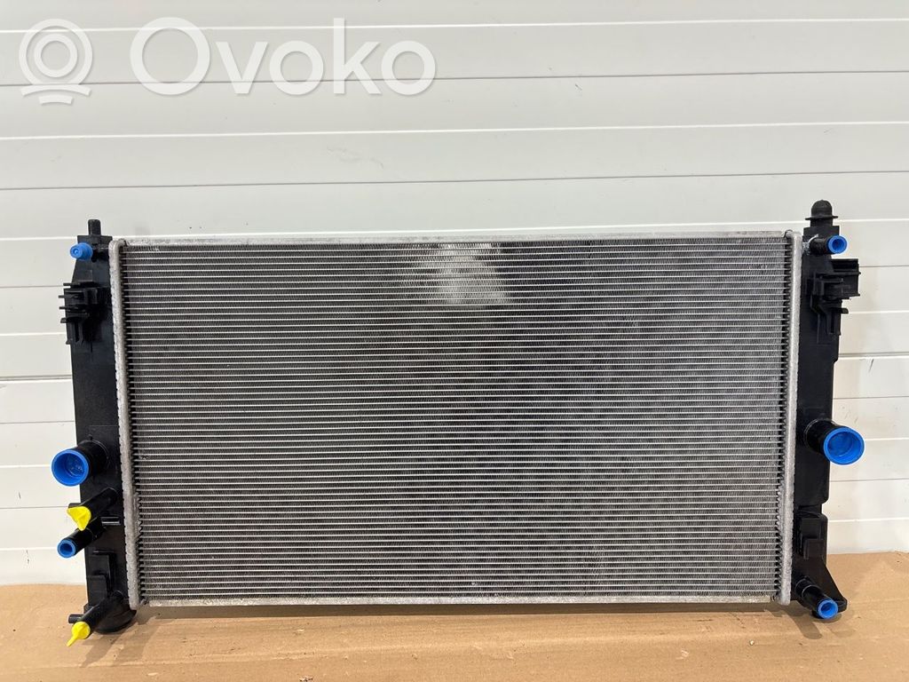 Toyota Corolla E210 E21 Wasserkühler 