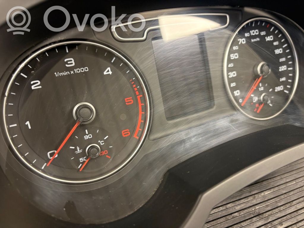 Audi Q3 8U Tachimetro (quadro strumenti) 