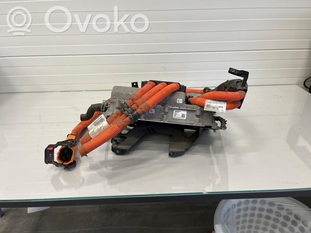 Inversor/convertidor de voltaje   36011825,32335619,32335619,36011825