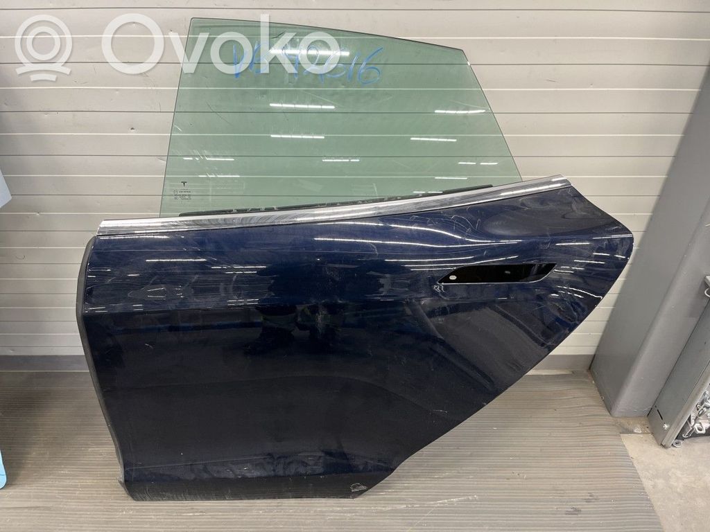 Tesla Model S Galinės durys 