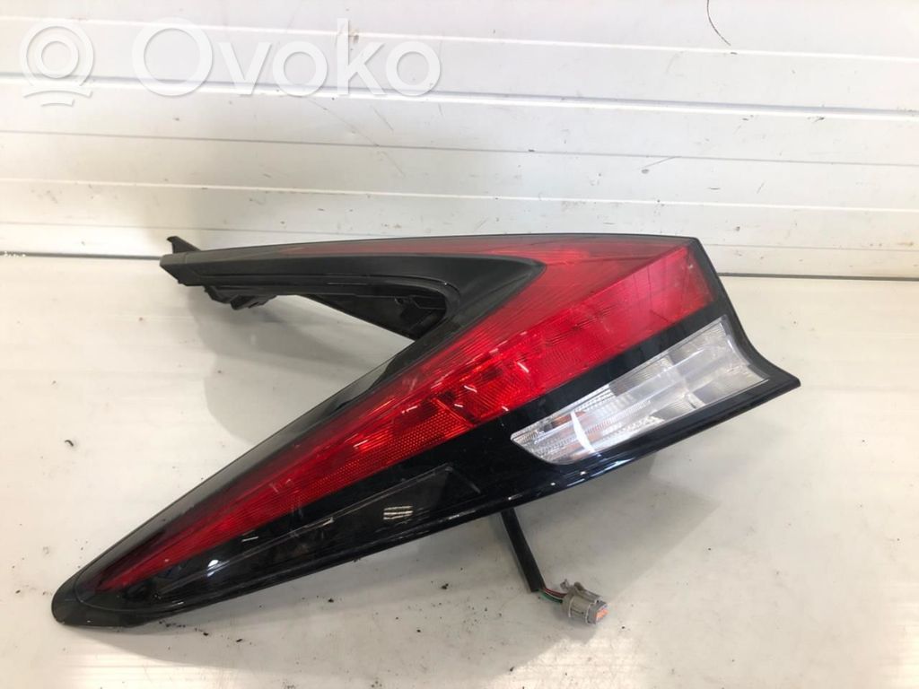 Nissan Leaf II (ZE1) Lampă spate în caroserie 