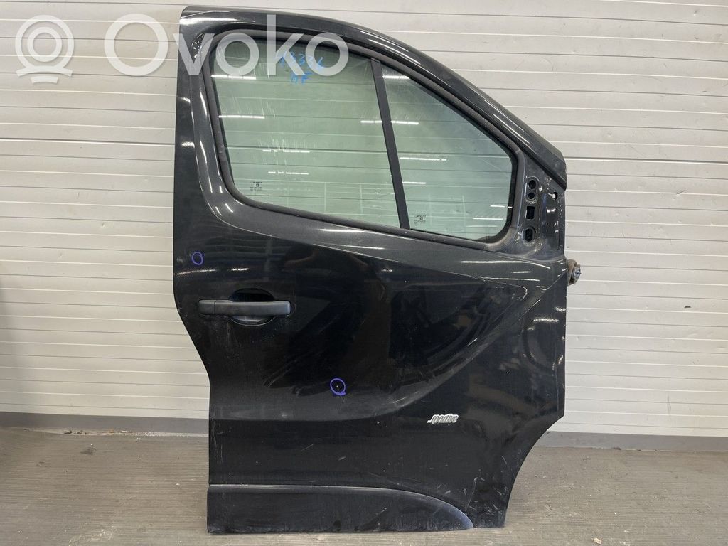 Opel Vivaro Front door 