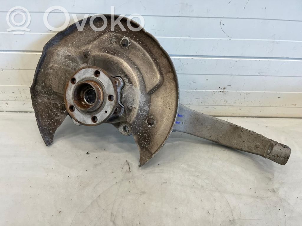 Volvo XC60 Priekšējā riteņa rumbas vārpstas šarnīrs (stupica, capfa) 