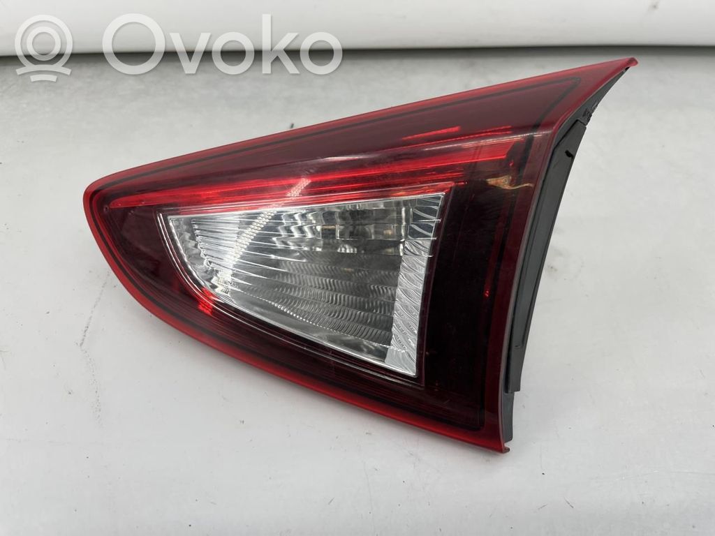 Mazda 2 Takavalot 