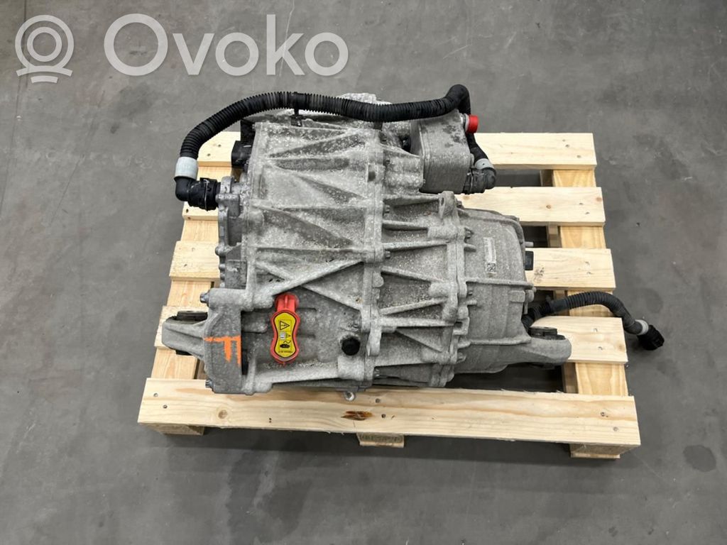 Tesla Model Y motor de coche eléctrico 
