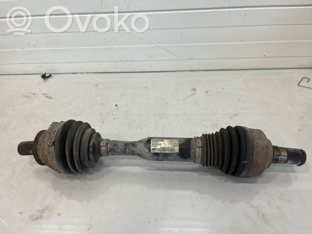 Volvo XC60 Priekinis pusašis 