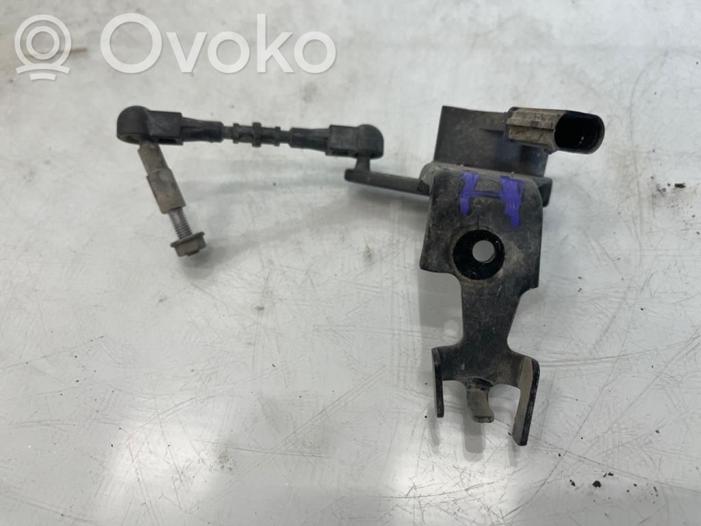 Audi e-tron Air suspension front height level sensor 