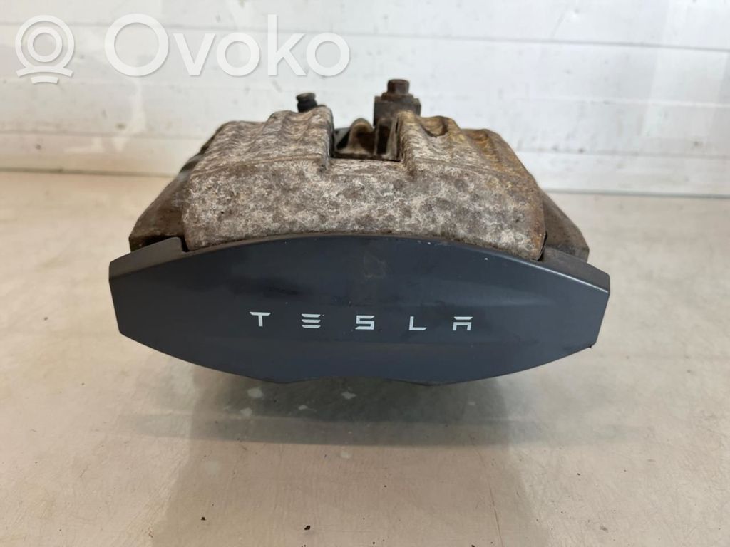 Tesla Model S Galinis suportas 