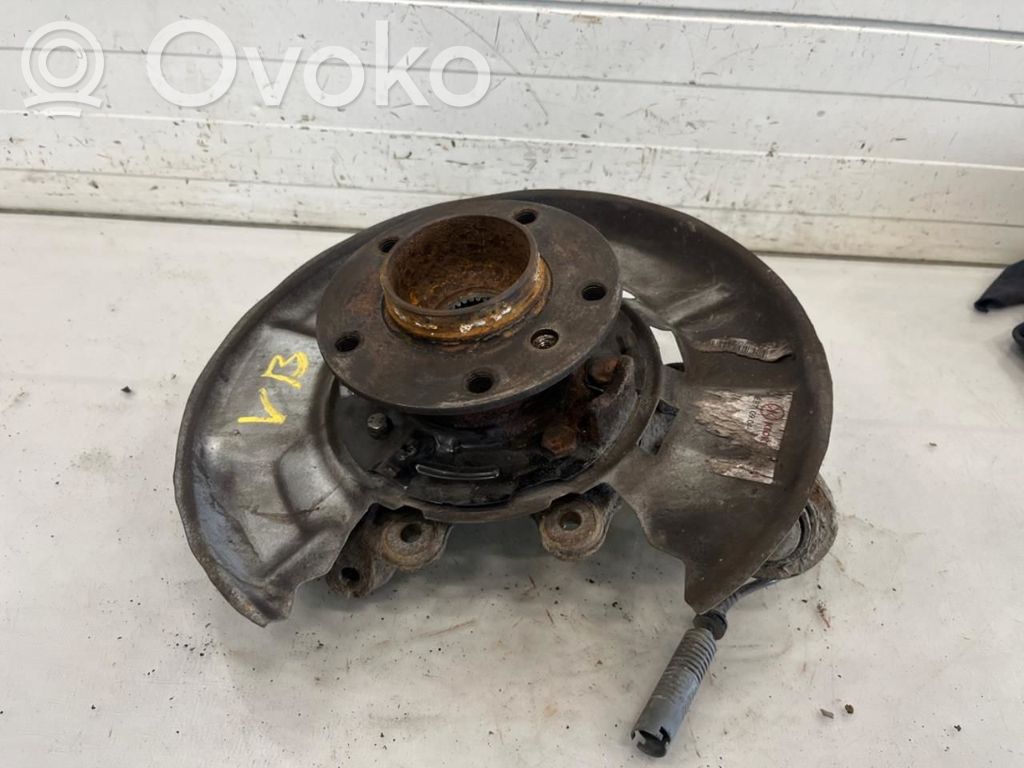 BMW 3 E90 E91 Aizmugurē riteņa rumbas vārpstas šarnīrs (stupica, capfa) 
