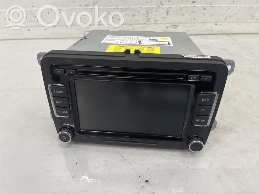Volkswagen Golf VI Unitate principală radio/CD/DVD/GPS 