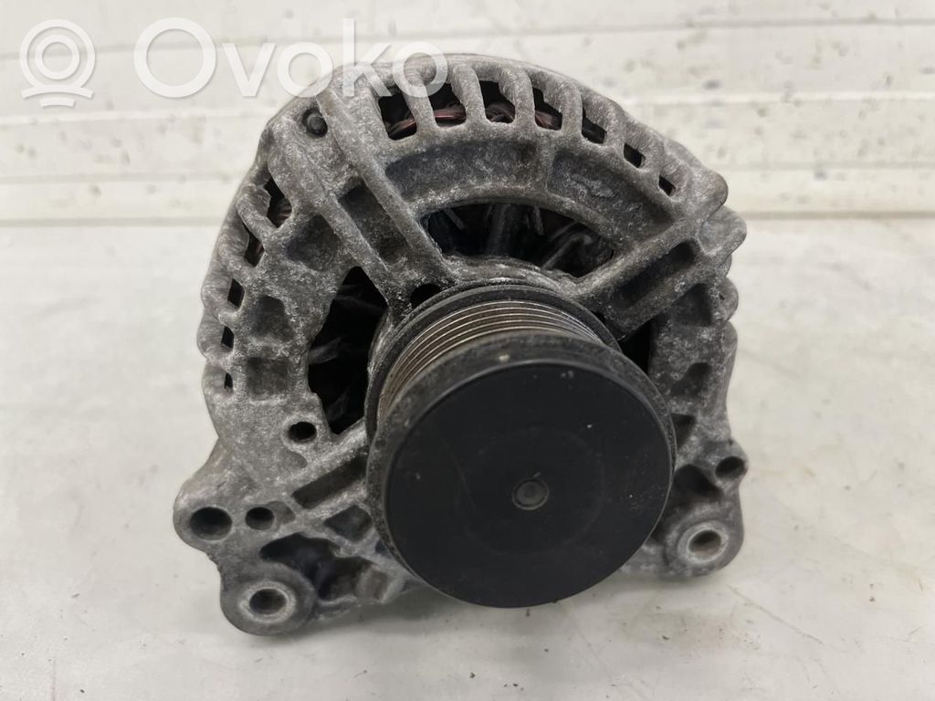 Volkswagen Golf VI Alternator 
