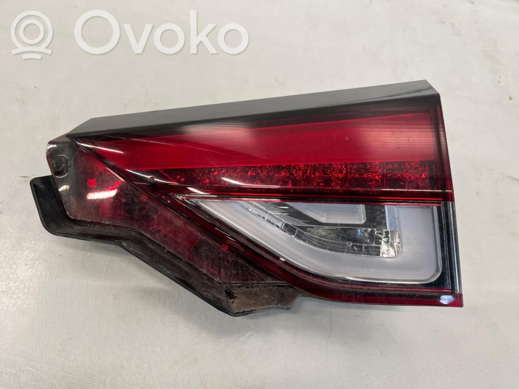 Mitsubishi Eclipse Cross Luz trasera/de freno 