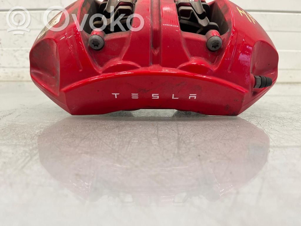 Tesla Model Y Etujarrusatula 