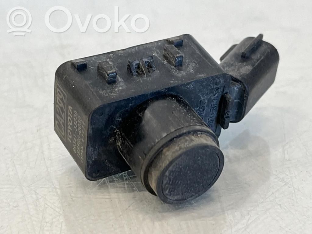 Toyota C-HR I Interruptor del sensor de aparcamiento (PDC) 