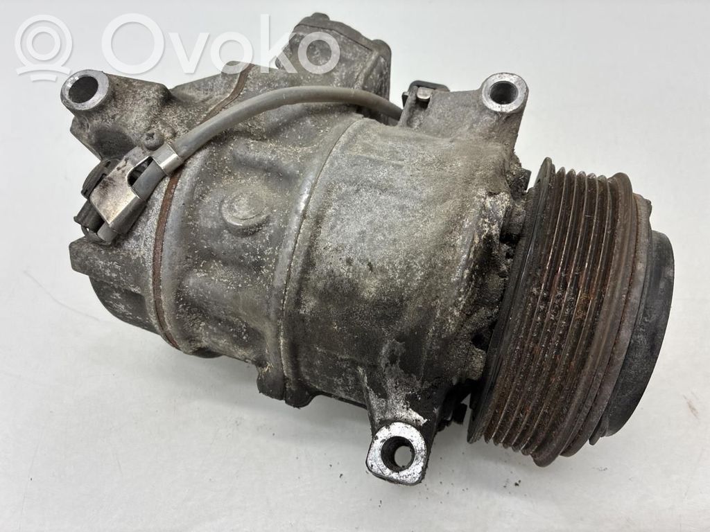 Mercedes-Benz C W205 Compressore aria condizionata (A/C) (pompa)