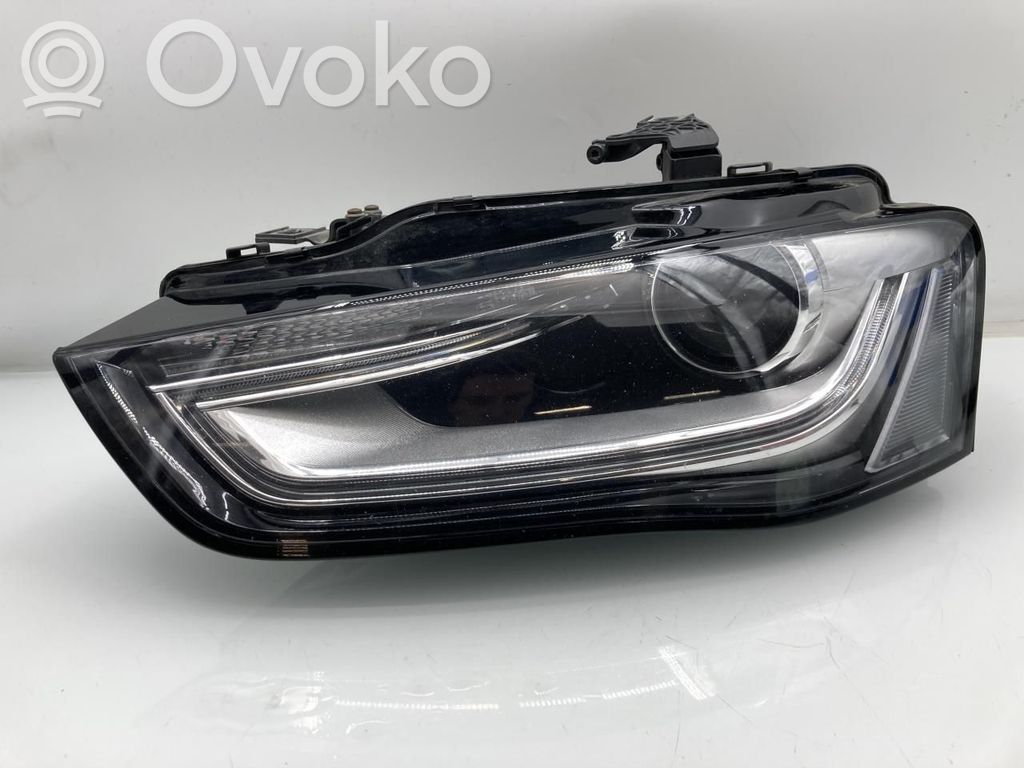 Audi A4 S4 B8 8K Lampa przednia 