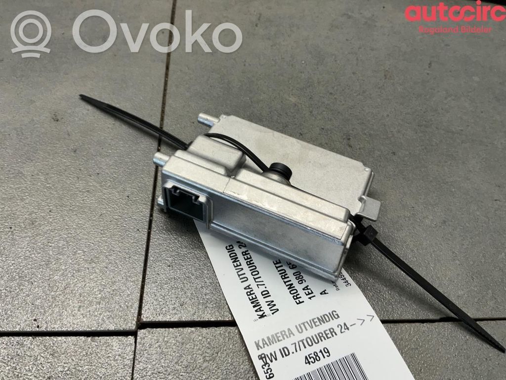 Volkswagen ID.7 Windshield/windscreen camera 