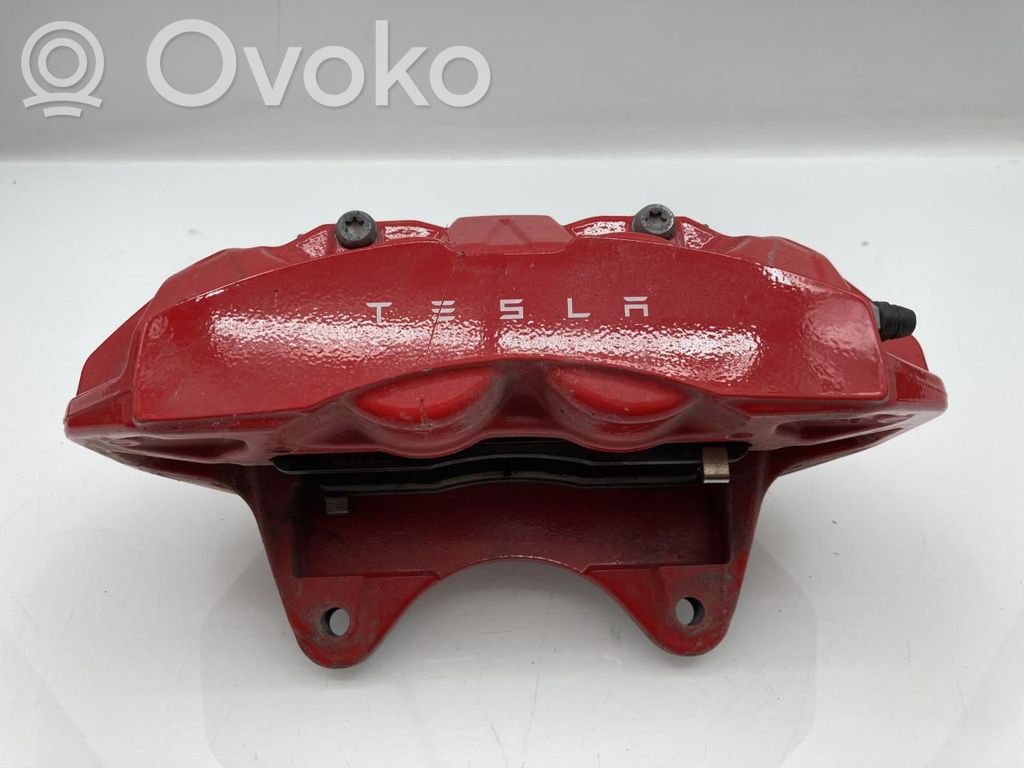 Tesla Model Y Juniper Etujarrusatula 