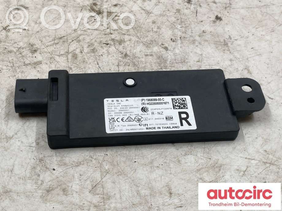 Tesla Model Y Juniper Bluetooth modulis 