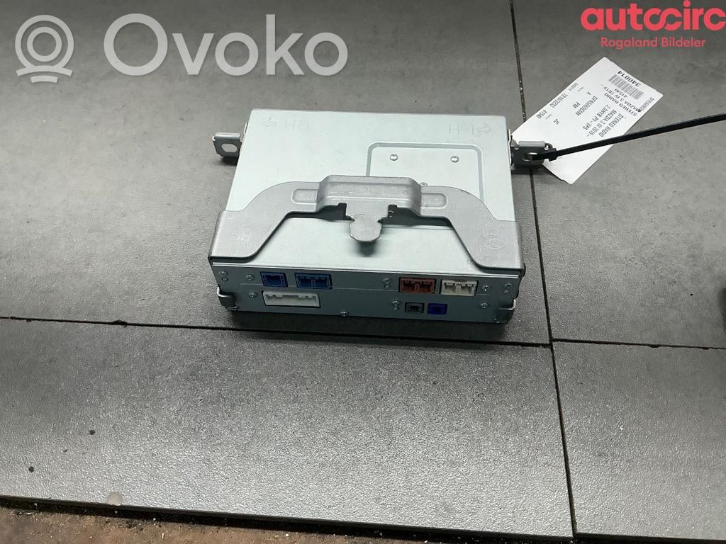 Mazda 3 Radio/CD/DVD/GPS head unit 