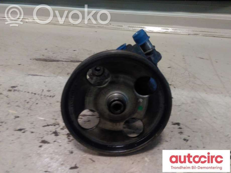 Peugeot Expert Power steering pump 