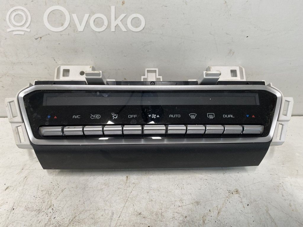 Isuzu D-Max Climate control/heater control trim 