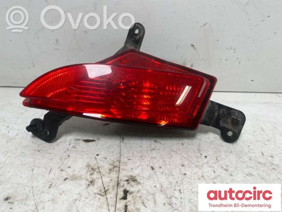 Jaguar E-Pace Takapuskurin valo 
