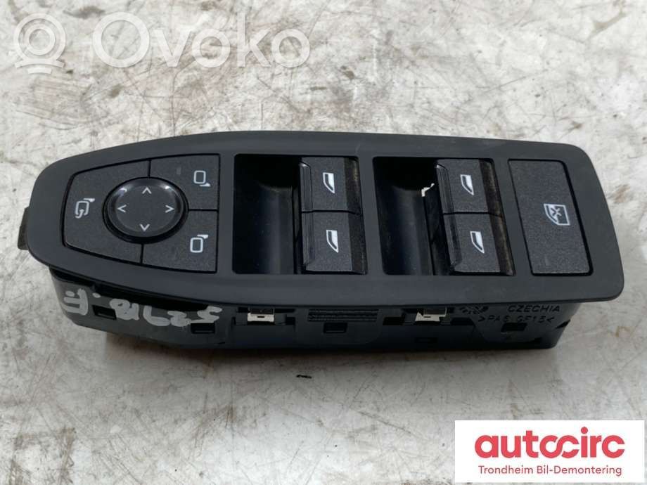 BMW iX2 (U10) Electric window control switch 