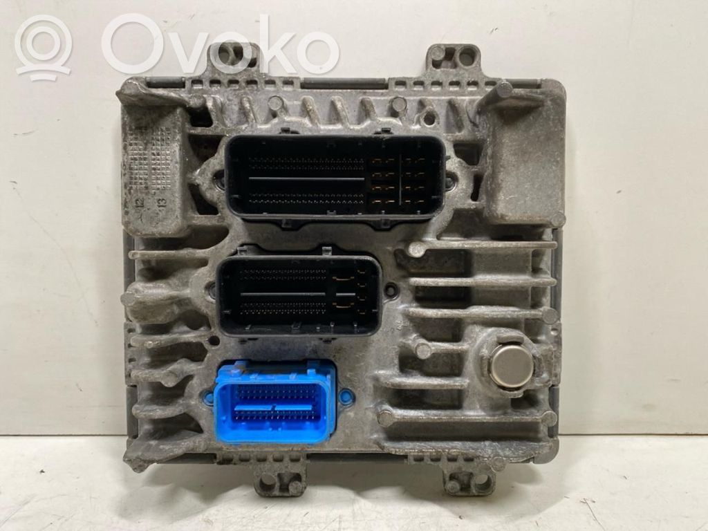 Opel Zafira C Komputer / Sterownik ECU silnika 