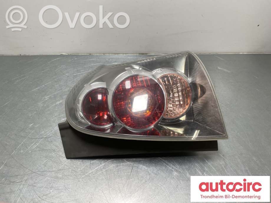 Toyota Corolla Verso E121 Takavalot 