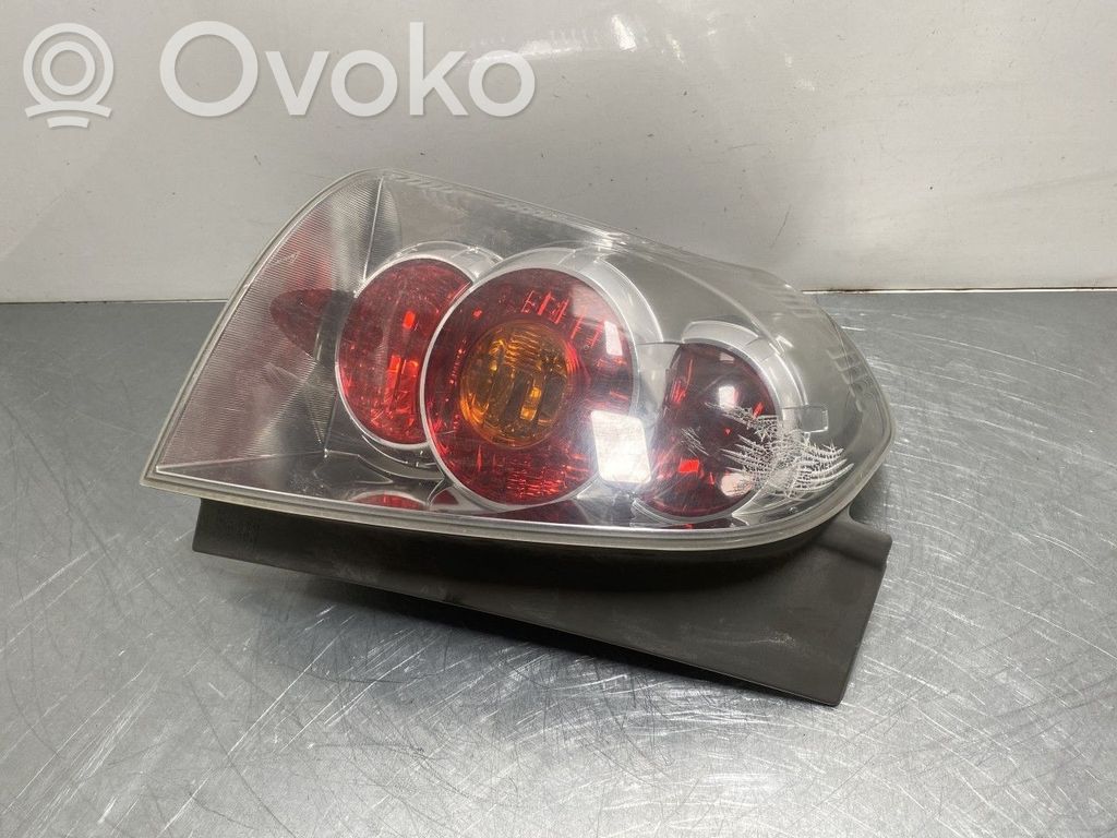 Toyota Corolla Verso E121 Takavalot 