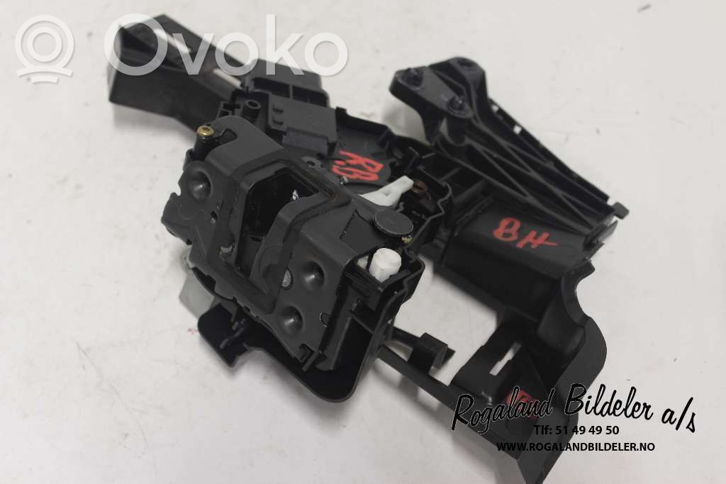 Etuoven lukko   4892382,4M5AA26412BE,4892382,4M5AA26412BE