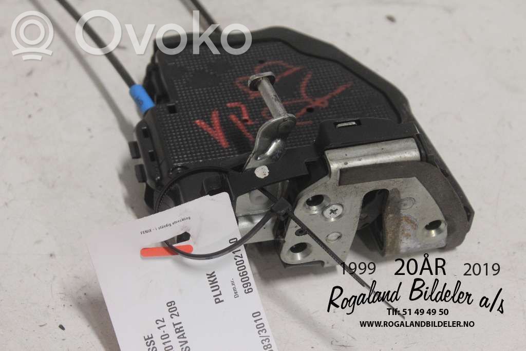Toyota Auris 150 Încuietoare ușă față