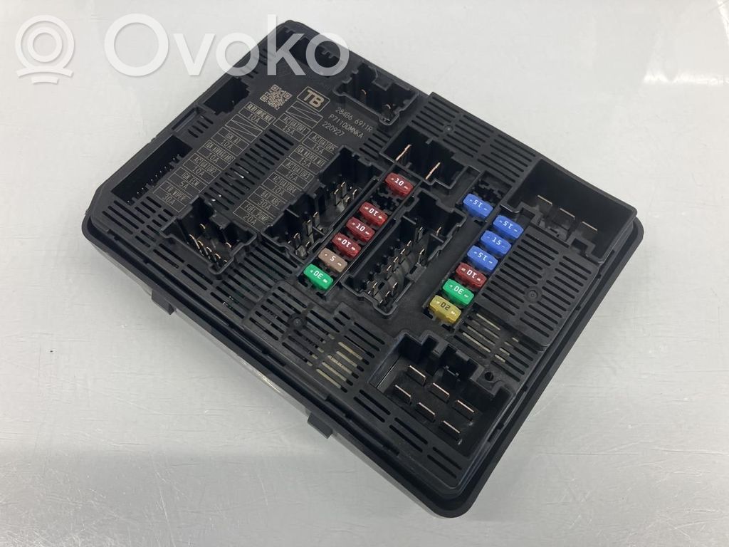 Mercedes-Benz Citan II W420 Fuse box set 