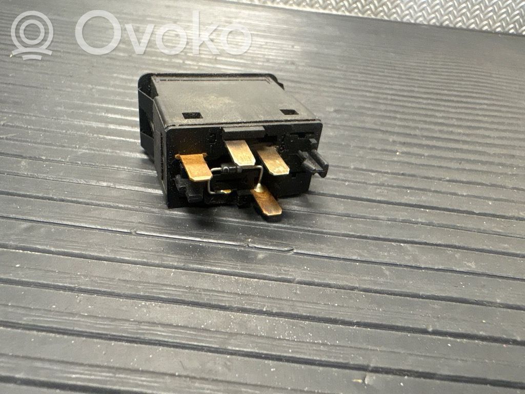 BMW 3 E30 Other switches/knobs/shifts 