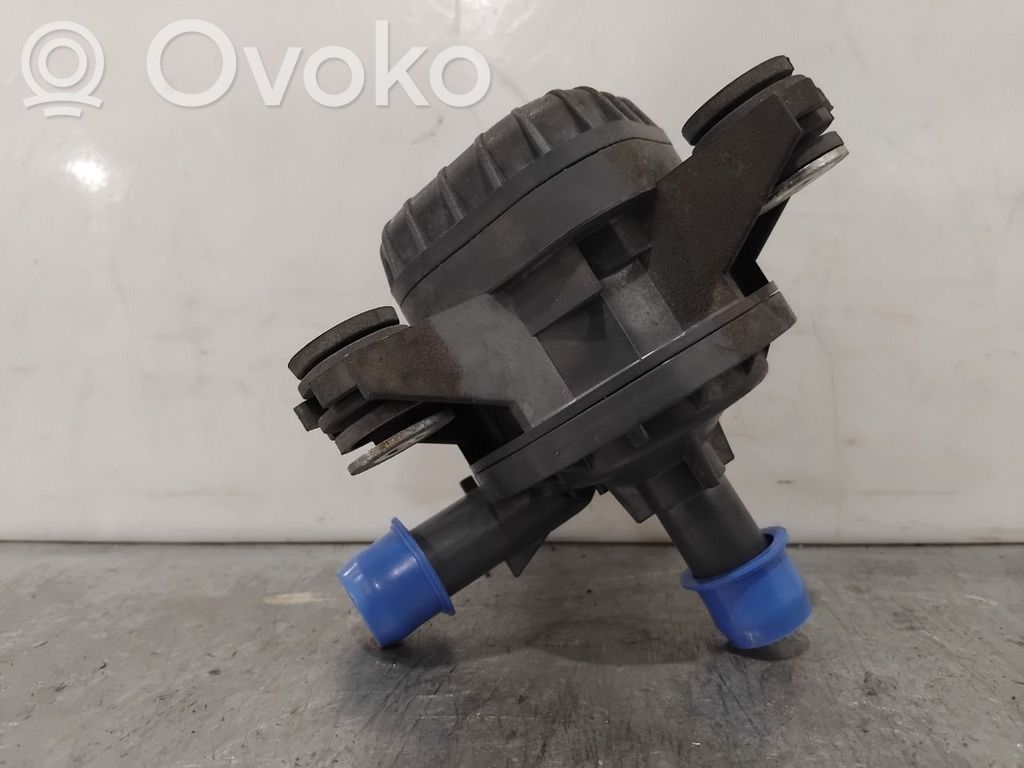 Mitsubishi Outlander Webasto Kiertovesipumppu 