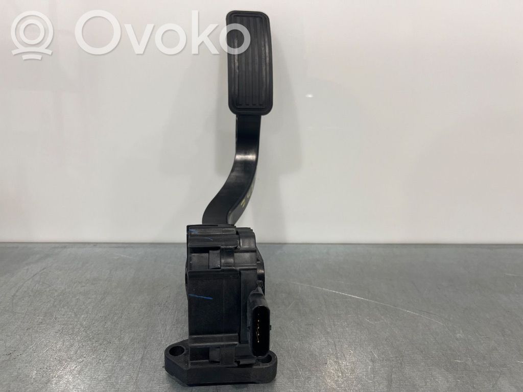 Tesla Model 3 Kaasupoljin 