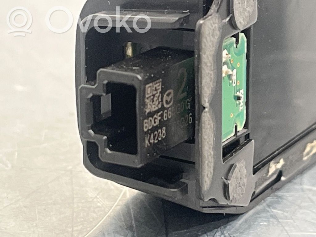 Mazda MX-30 Rain sensor 